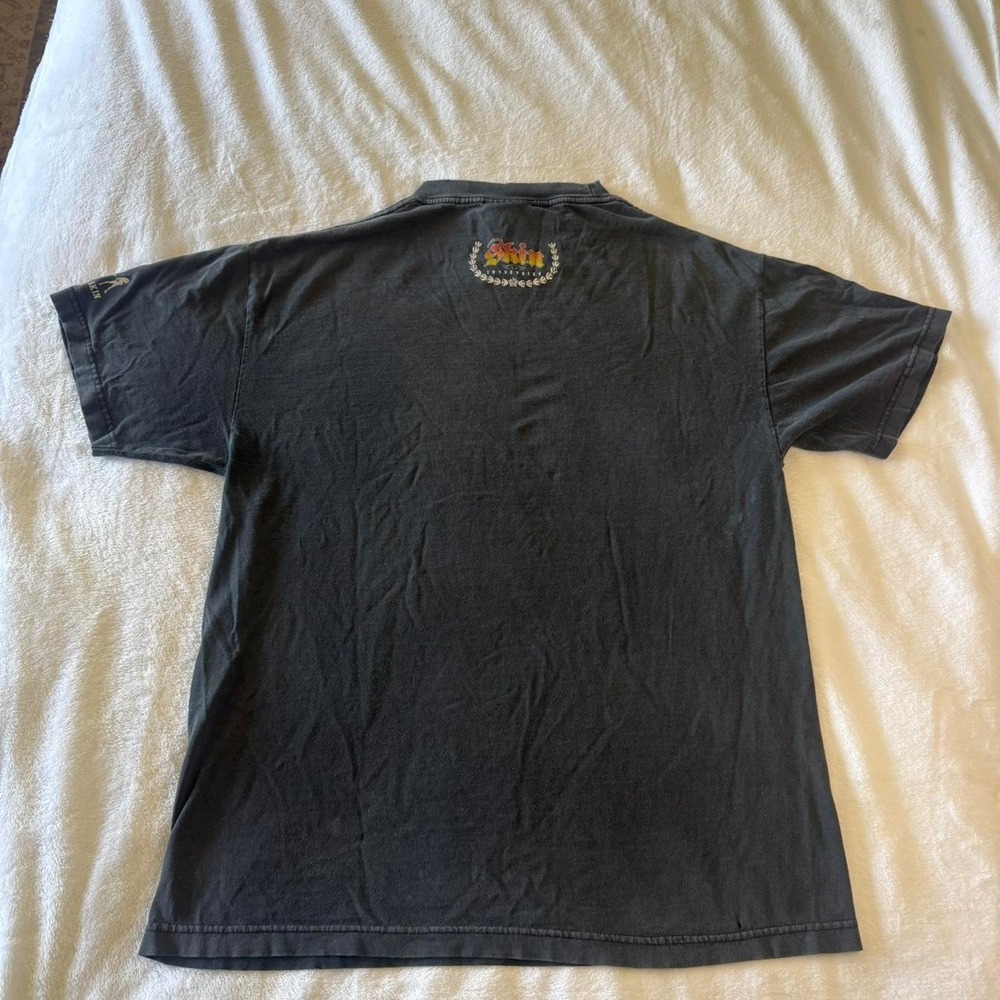 Y2K vintage Skin Industries black graphic short sleeve tee skater grunge emo - Picture 5 of 6